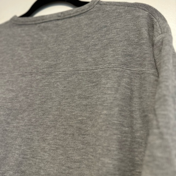 J.Crew Women's Large Grey Waffle Knit Long Sleeve Pullover V Neck Top. - Picture 9 of 11
